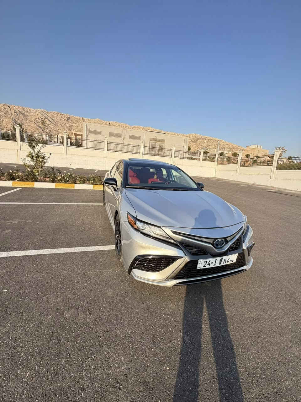 تویوتا کامری XSE 2023 هایبرد
فول مواصفات داخل سور
ئیك چاملوغ ضبغ بئ داخلي بئ ایرباك
***********
