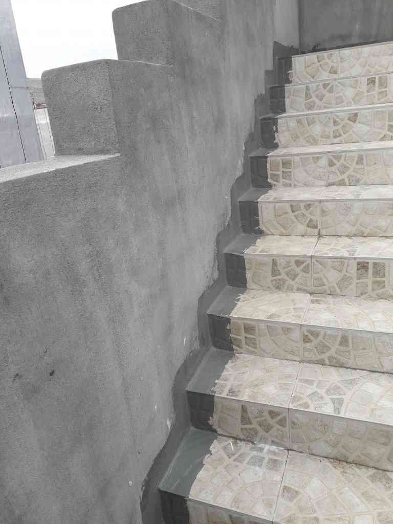 داشکاندنیکی گەورەمان ئەنجام داوە بۆچارەسەری لیچونی ئاو وتەرەشوع کەلەهیچ شوینک وکۆمپانیایە بەو نرخەی لای ئیمە هەیە نەکرابیت ☁☁☁☁☁☁☔☔☔☁☔

👷معالجەکردنی سەقفی سەربان کەکیشەی لیچونی ئاوی هەبوو.
👷چارەسەردنی بادرزی سەقف وهەلتەکینی کۆنکریت.
👷کۆبونەوەی ئاوبەهۆی کەمی گەلی سەقف ودانانی گەلی وبرینی سەقف بەکۆر.
👷چارەسەری ئاووەستان و پرکردنەوەی چالەکان بەموادی تایبەت .

 بەمەوادێکى زۆر نایاب کە  کارەکەمان بۆئەنجام داو تیشکی ڕۆزوسەرما کاریکی لی نەکات  ، وەهەموو موادەکانمان گرەنتی باشی ومانەوەی هەیە.

  ئەم ئیشە لەلایەن ئەندازیاران و ستافەکانی ( moorgroup ) ەوە  ئەنجامدراوە.

مۆرگرووپ :ئامادەیەبۆهەمووکاریکی  (  معالەجەی درزی دیواروسەقف وبۆیاخ وهەموو کاریکی بیناسازی) 
مۆر گرووپ تەنیا بەرپرسە لەم کارانەی کەلەلایەن ئەوزمارە موبایلەی دامان ناوە پەیوەندیمان پیوەئەکریت 
 
پەیوەندیکردن : 
*********** السليمانية
