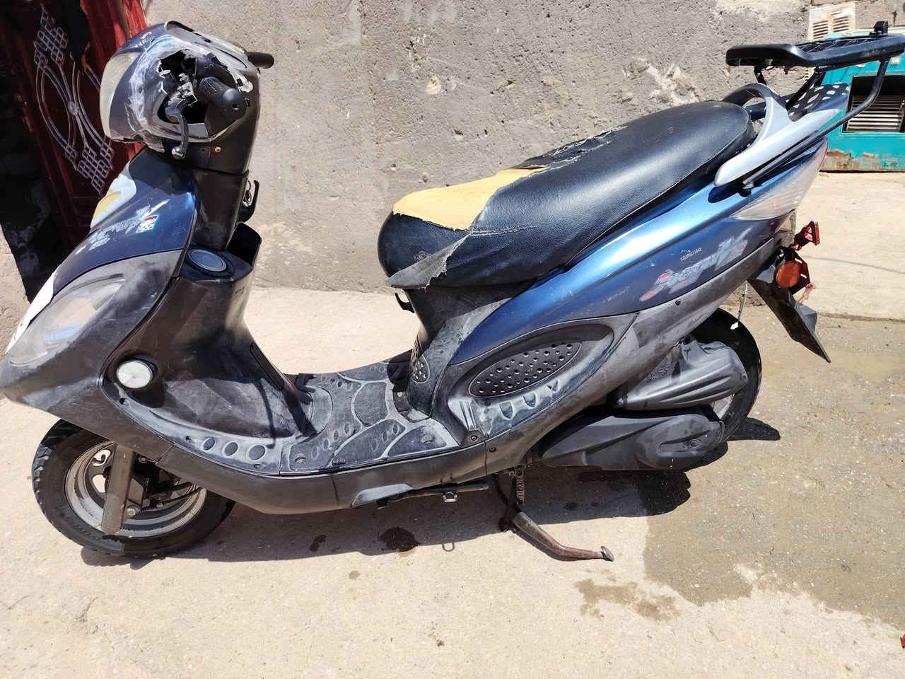 سلام عليكم كامكو للبيع او مراوس بدايون وانطي فرق  نضيفه لايت زنون كهرباياته كله شغاله محرك مامفتوح باتري جديد سعره 600 وبيه مجال


**إذا كنت صاحب هذا الإعلان وتريد حذفه لأي سبب، رجاءا أرسل رسالة إلى الدعم الفني**