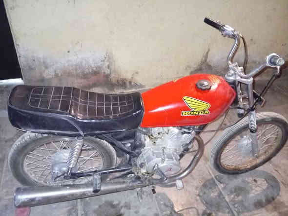 دراجه البيع عاوجه فقط ولف السعر 175 وبيه مجال مكاني دوانيه شاميه
***********
