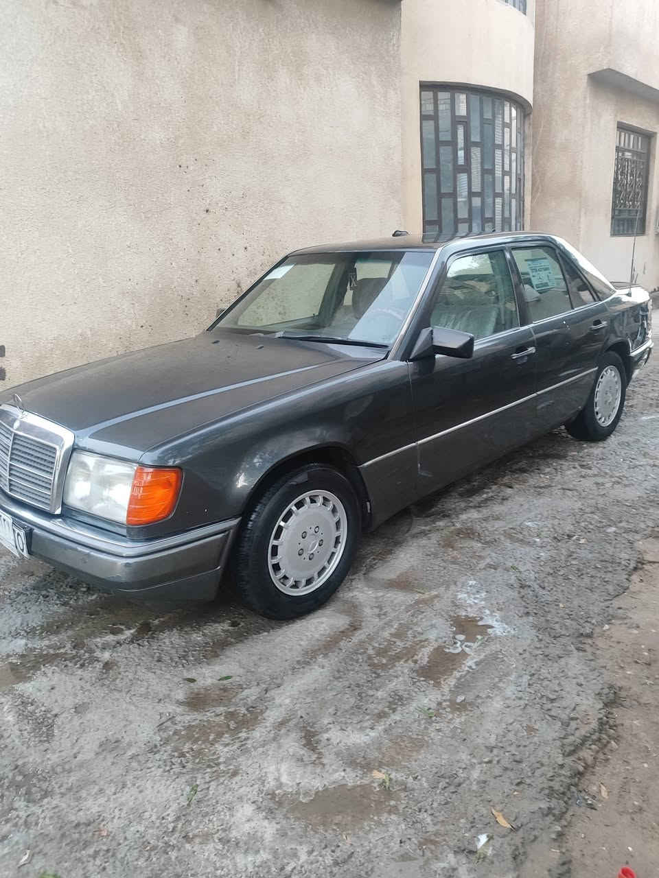 سلام عليكم مارسيدس دب موديل 88 للبيع سعر خاص ***********
