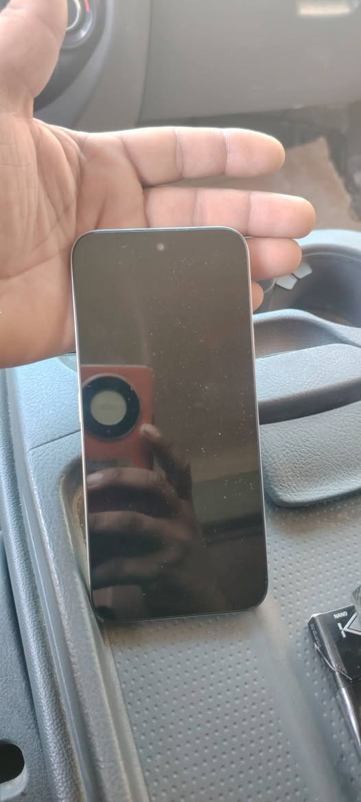 السلام عليكم للبيع جهاز هونر اكس 6 الجهاز مقفول ملحقات ويا بيع او مراوس السعر 140 الجهاز مقفول من كل شيء***********
