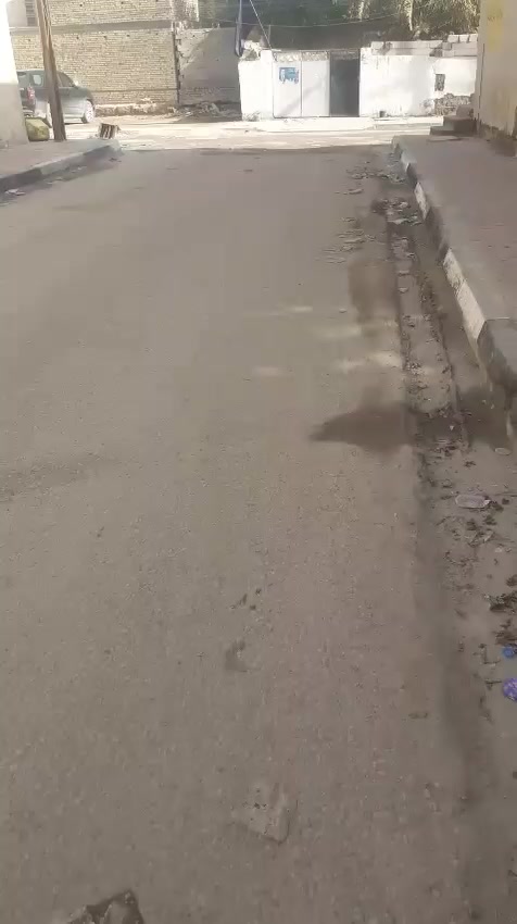 مشتمل للايجار بالجنينة ارضي يتكون من استقبال ومطبخ وغرفة وصحيات داخلية وخارجيةقريب على السوق والمدارس
للاستفسار 
***********
