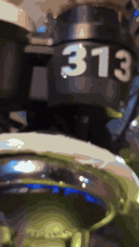 دايون نفخ موديل 2023 طالعه بل2024 سمائيه محرك 150 مفتوح بيه كاور صالنصه مالته مفلترا اوراق كامله مقوله جماليه وجمبزه كامله على حسب الأصول بيه زنون هورنات مكانه كربلاء سعرها 1,600,000 وبيها مجال للاستفسار ***********
