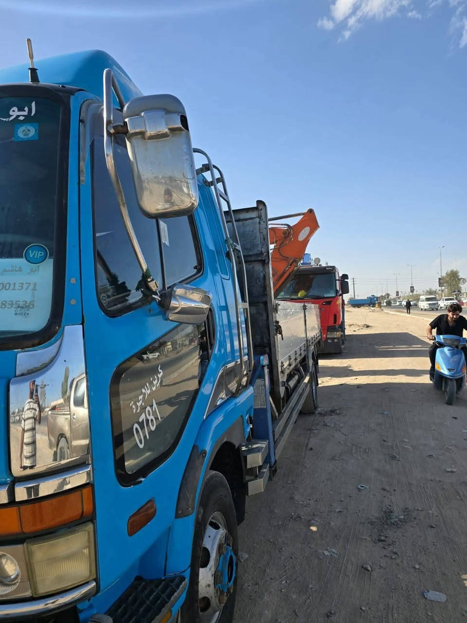 فوزه بزون موديل 2003 اصل شاصي عريض لخير تخم تاير سنويه مشروع وطني مداور ثاني يوم  كرين  3600 طن  سوبر زت تادانه/ المو  شراي لا يتصل رجان  ***********
