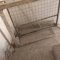 للبيع حمالة تصير جوة الفرن و تحمل 35 صينية هي حمالة وهي عربانة   الدور...