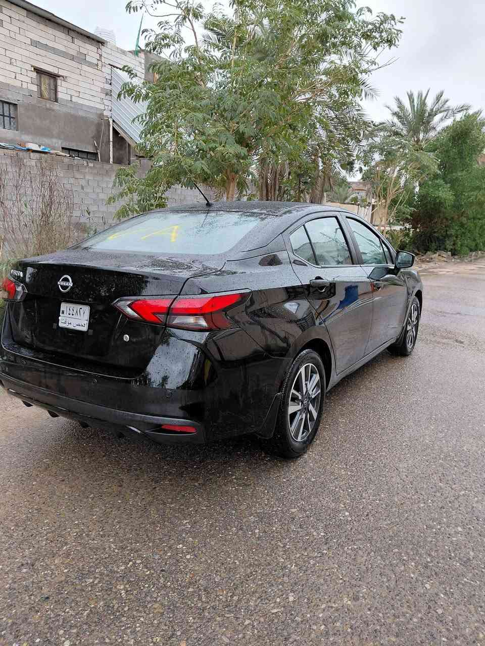 السلام عليكم نيسان فيرسا 2024 فئة S
مواصفات أمريكي
موديل 2024
ماشية 20,000 كم
حادث فقط بنيد تبديل وصبغ بدون داخل 
حتى دعاميه ما مبدل ايرباك دركه 
بدون رقم منفيس تحويل ون ما اعجبك  
💎 ســعــر ،117 بيها مجال قليل 
حساس خلفي 
تحديد مسار 
كامرا وشاشه كبيره 
ويل كب 16
مكينة 1600 دوش
سياره سويج مو بصمه 
سياره جديده 
تصال 
***********/***********
