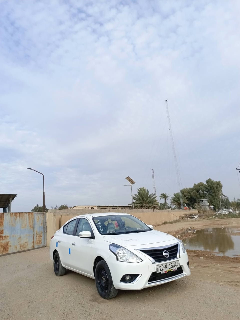 نيسان سني 2025
كفالة عامة 
ماشية 21 
السيارة مصروف عليها 
دوشمة وارضيات وتنتة وصندوك كله مدوشم ومغلف 
عازل صوت درجة اولى 
 (128) وبيها مجال بسيط

***********

بغداد الحسينية
