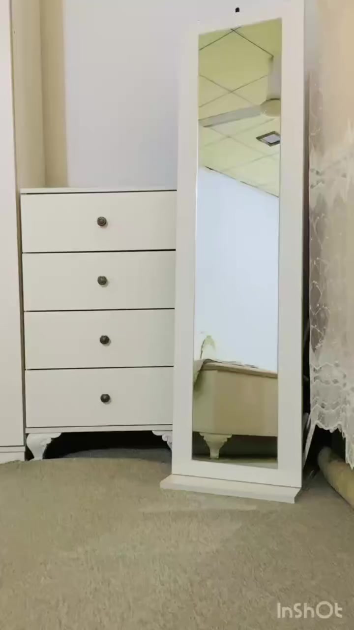 تاخمــــ نوستن 9҉ پارچە بۆ فــࢪۆشتن
📍چــ੫ــوارقوڕنە
 Guly Baybun 
 #kurdistan #sulaymaniyah #erbil #ranya #chwarqwrna


**إذا كنت صاحب هذا الإعلان وتريد حذفه لأي سبب، رجاءا أرسل رسالة إلى الدعم الفني**