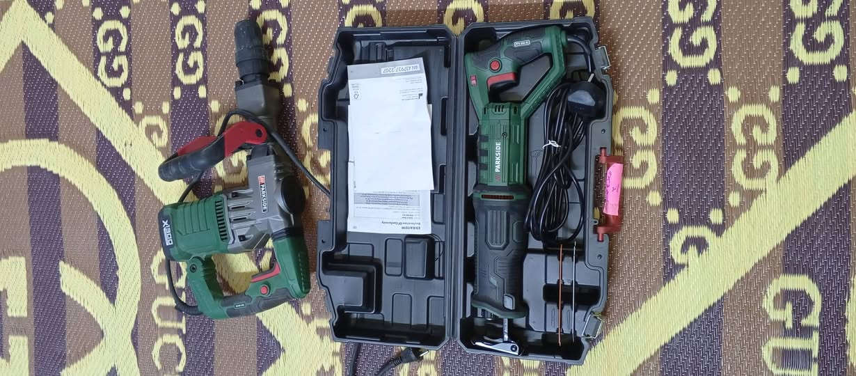 السلام عليكم منشار الماني بارك سايد جديد لوك سعره 40 قفل ماعندي توصيل بغداد العبيدي ***********
