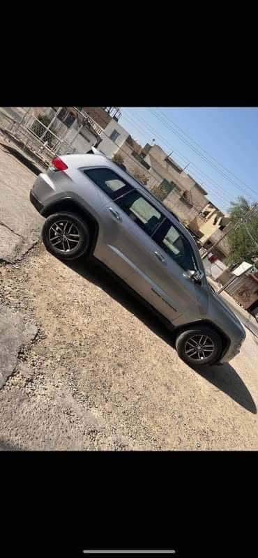 جيب ٢٠١٧لمتدد للبيع فول موصفات حادث قطعتين
سعر ١٩٥  رقم بغداد ***********
