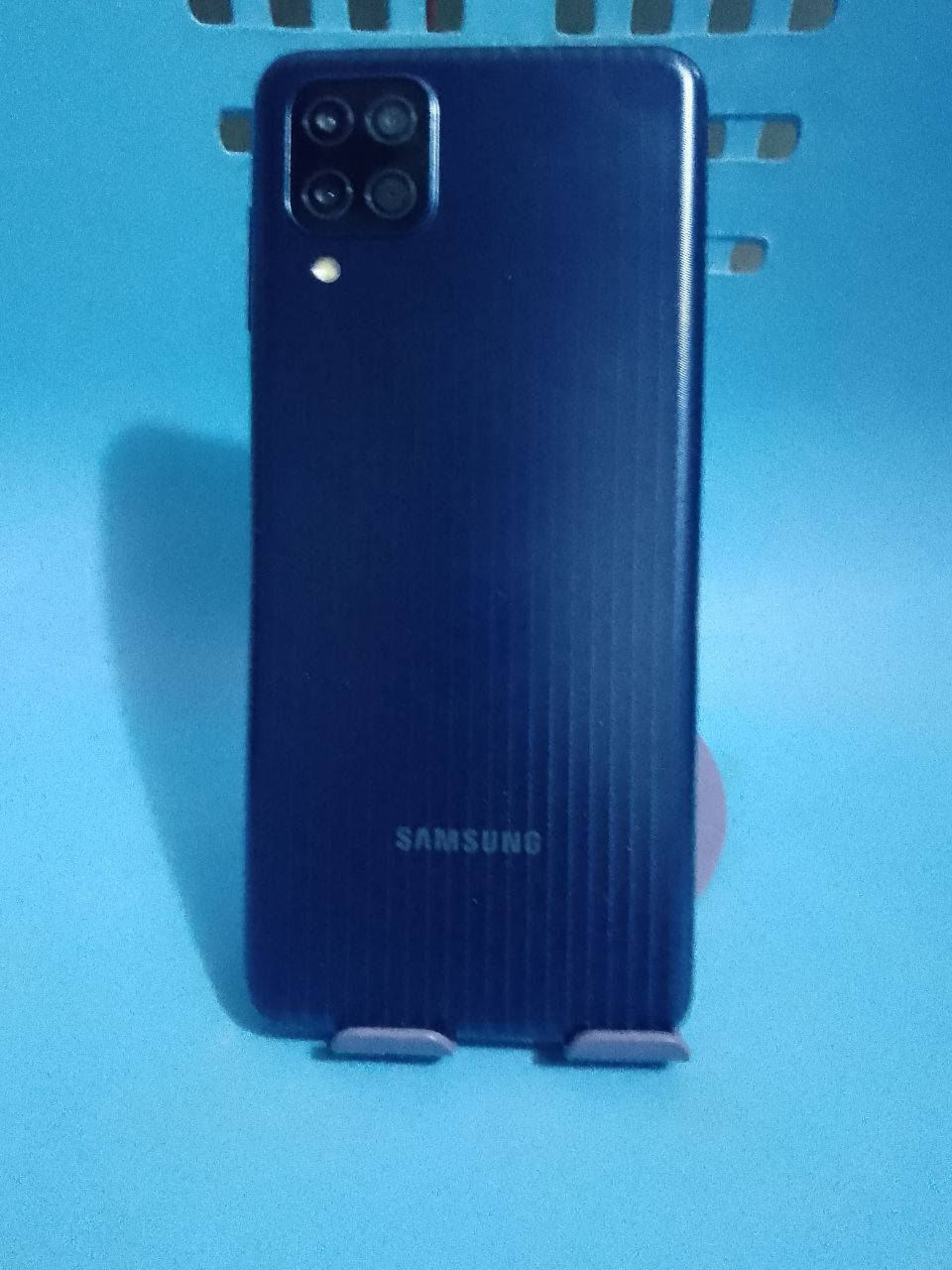 كلكسي ايم 12 (ذاكره 128) جهاز نضيف شحن تايبسي مبدل شاشه وكاله (سعره 80الف) 
م نعمانيه شارع 60(***********)
