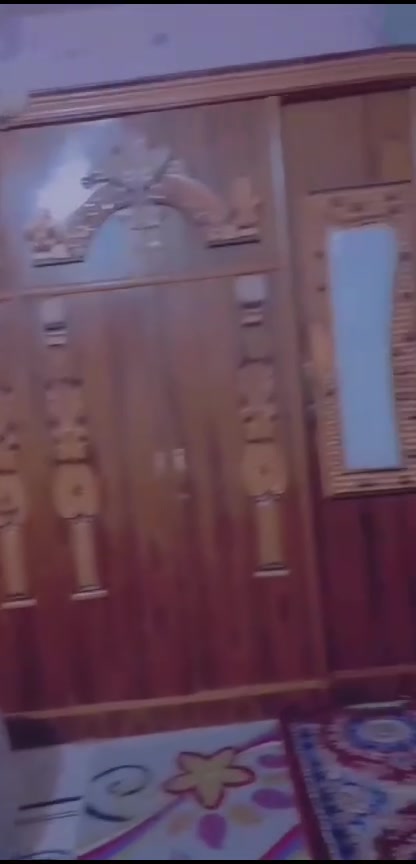 سلام عليكم  غرفة اخشاب للبيع بدون زاويه وكلش نضيفه وبسعر حلو اخشاب تفصال الي يحب يتصل عله هاذه الرقم *********** @إشارة

