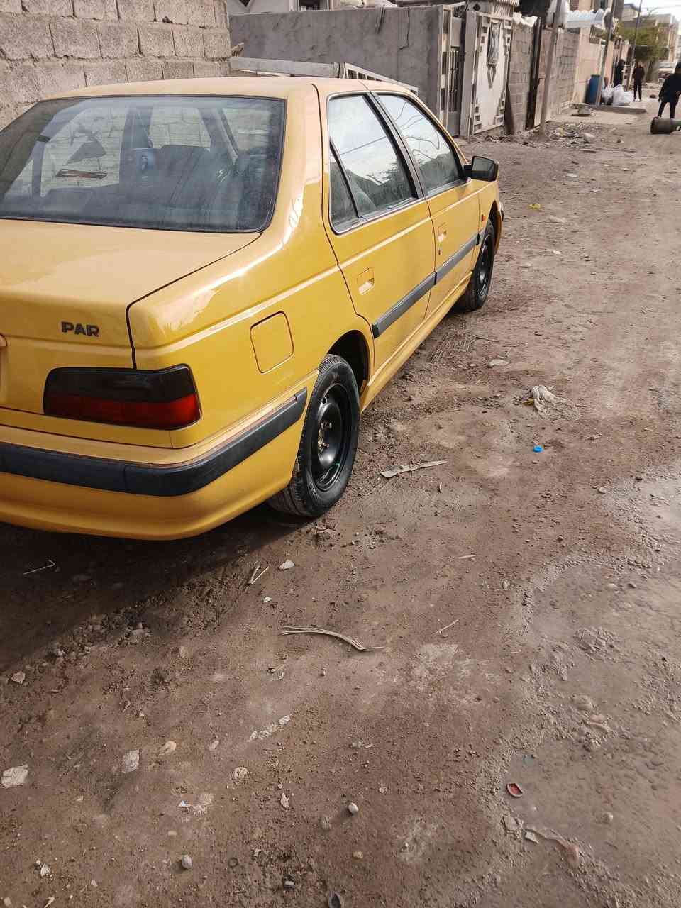 السلام عليكم بيجو بارص للبيع موديل 15 سیاره نظیفه بدون ای نقص چاهزه من کلشی سعر 48 وبیهه مچال حک چیه ***********
