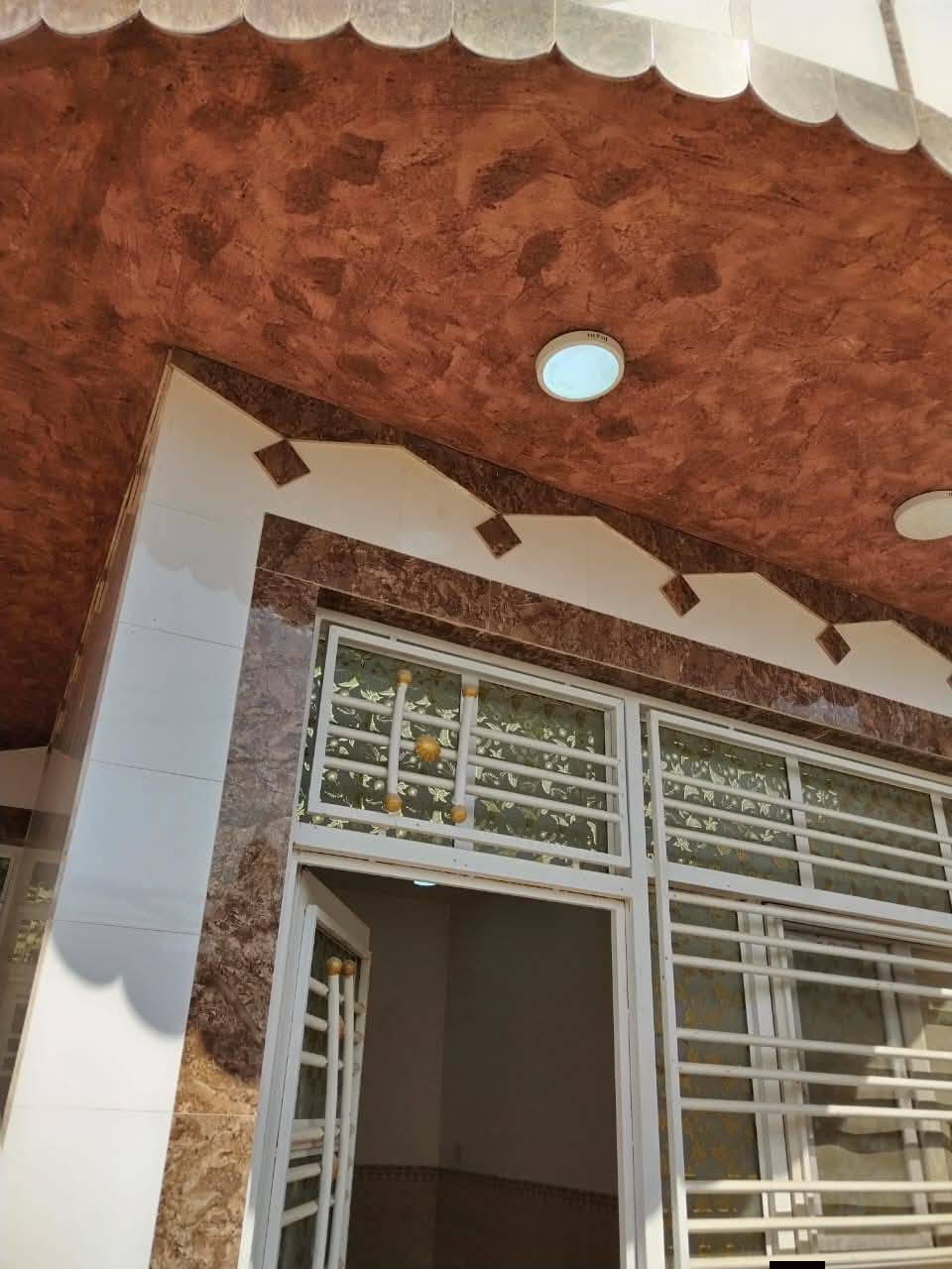 دار للايجار 100 متر طابق واحد حي النداء منطقة ال52 نظيف جدا الايجار الشهري 300 مقدمة ثلاثة اشهر أي استفسار الاتصال بالموبايل *********** او مراجعة مكتبنا الكائن شارع سلام جامعة مقابل مركز الشابندر للتجميل بإدارة سيد سالم الموسوي...
