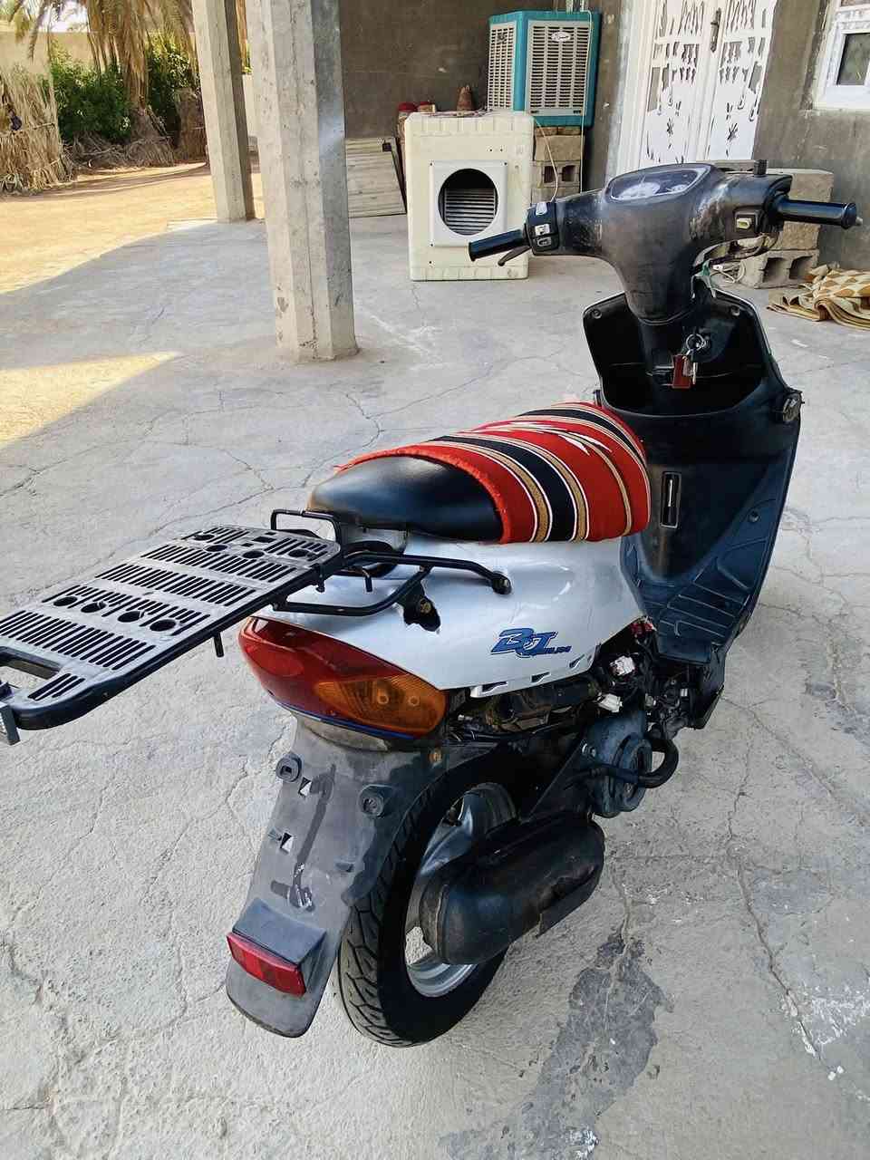 دراجه للبيع بيجي نضيفه كلش ما متعوبه دوم كله شغاله مكينه نضيفه كلش سعر خاص ***********
