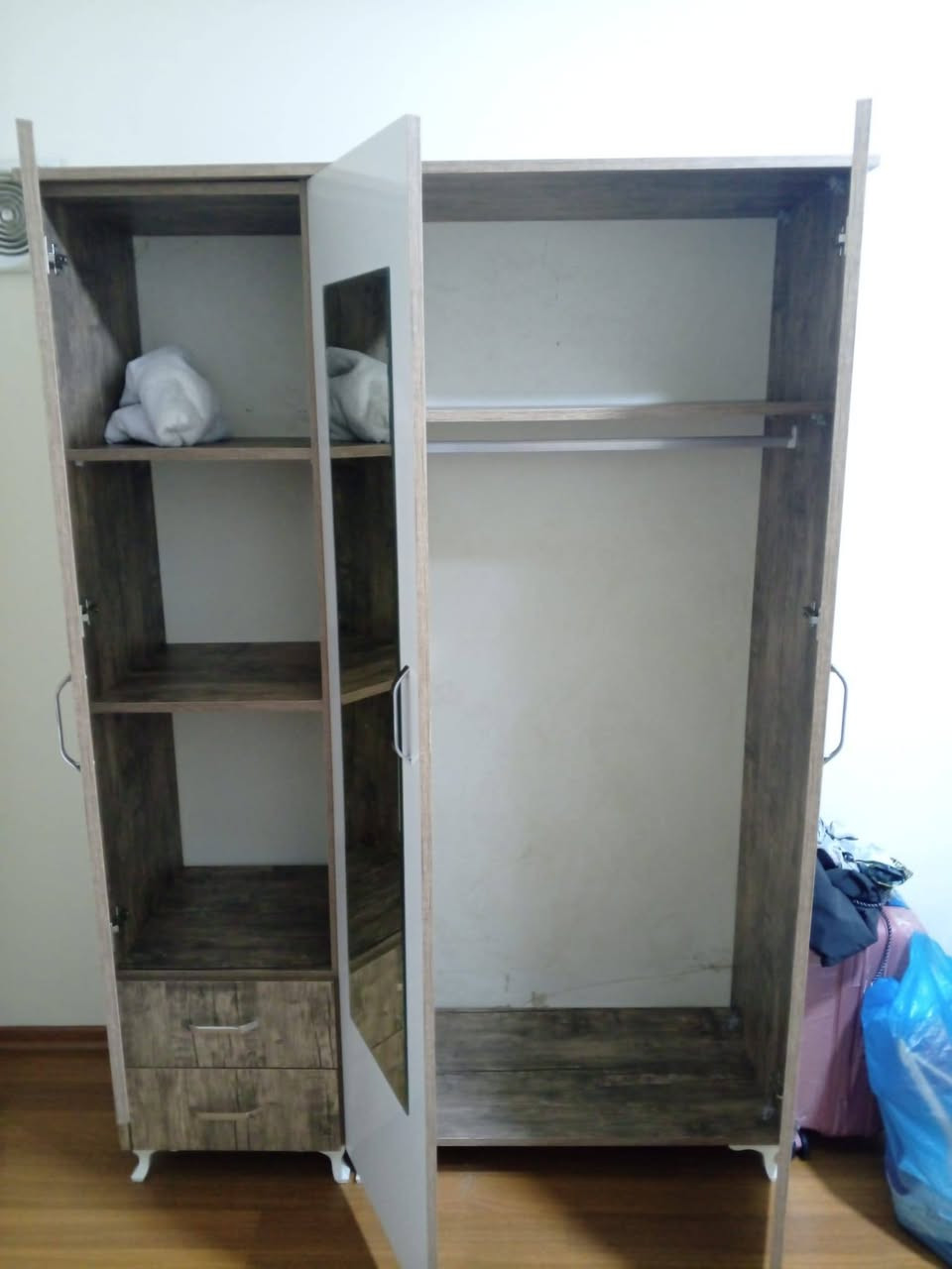 أغراض منزليه للبيع الاتصال على الرقم ***********
*********** حصرا
