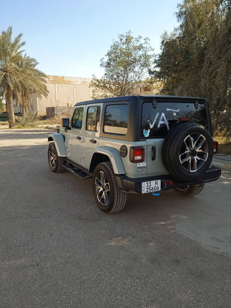 جيب رانكلر هايبرد موديل ٣٤ التفاصيل مذكورة داخل الصور صبغ بنيد فقط السعر ٢٨٠ ورقة مكان السيارة بابل *********** بغداد, العراق
