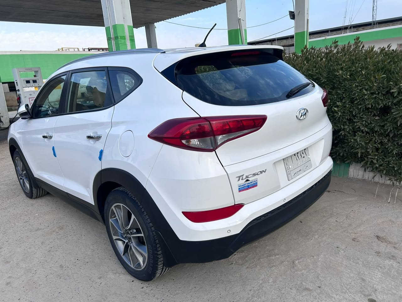 للبيع توسان 2018 نظيفة جدا السياره خليجي مكفوله كفاله عامه من الضرر والصبغ على ايدي 
المواصفات: تحكم جهتين تبريد قطعتين
الموديل: 2018
المسافة المقطوعة:99 الف كيلومتر
الرقم: رقم بابل بسمي تحويل مباشر 
اضافة كامرة حوادث وشاشة كار بلي اضافيه
الموقع:بابل حله مركز المدينه 
الحالة: السيارة نظيفة جدا استخدام داخل منطقة فقط.
السعر 195 وبيه مجال 
للاستفسار ***********
