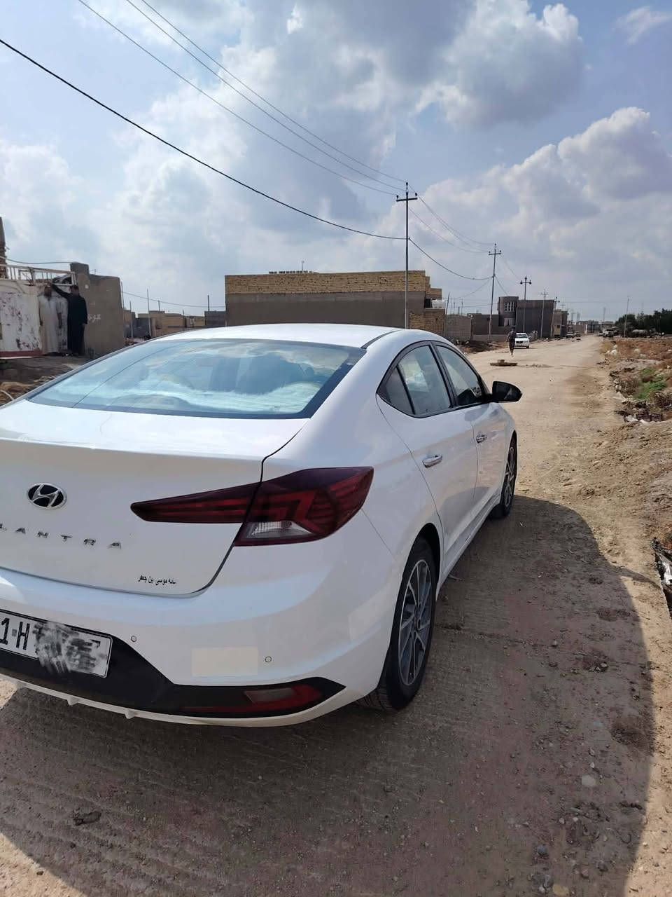 سلام عليكم النترى 2020
رقم بغداد. 
سنويه 2030بأسمي

ماشيه93ألف ميك 
 خليجي

فول مواصفات للاخير....  1/1

 السونار مرفق 

فتحه سقف 

بصمة ابواب 

بصمة تشغيل

حساس امامي 

حساس خلفي

تبريد قطعتين

مكينة 2000 دوش 

صندوك ذكي 

فول تحكم ستيرن

شاشه

كاميرا خلفيه 

مري شفط 

اشاره بالمرايه 

يدات نيكل

ثلاث انظمة قياده ( ايكو - سبورت -  - نورمال)   

العنوان:واسط قضاء الحي قرب الصحابي سعيد أبن جبير

السعر 165وبيه مجال

للإستفسار:***********
+
***********
