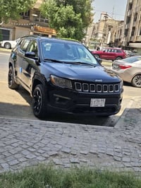 جيب  كومباس ٢٠١٧ فول مواصفات عدا الفتحه كير مكينه جدد صدر امامي خلفي ج...