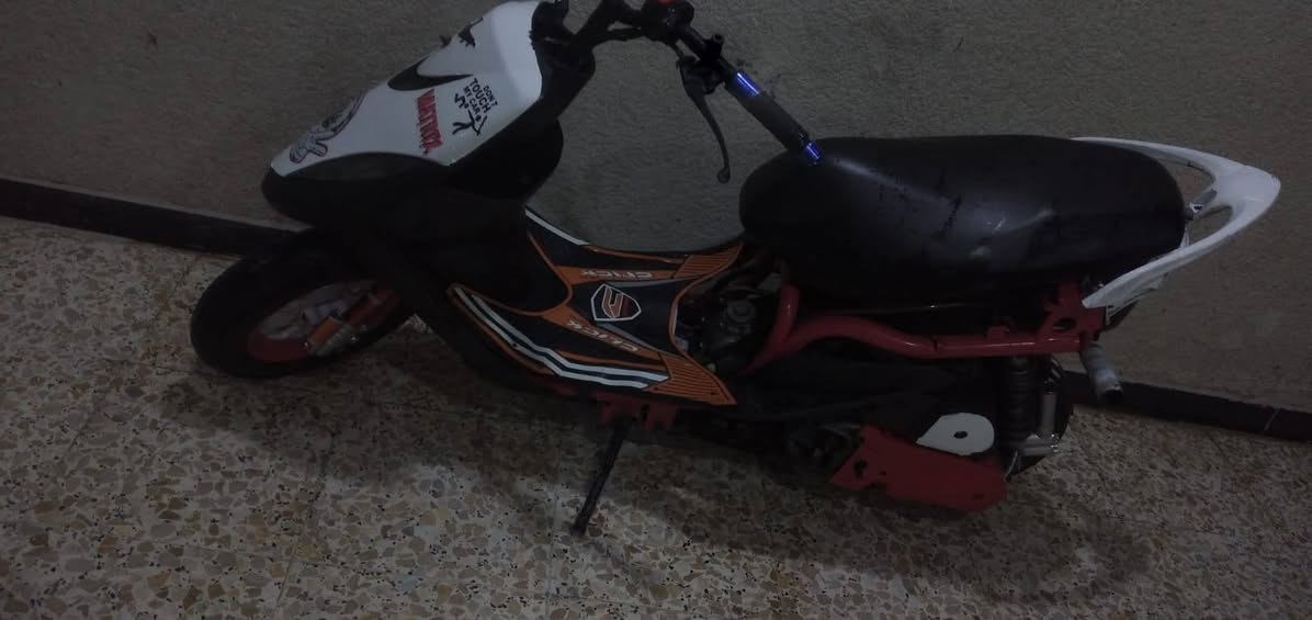 السلام عليكم ماكس عدله للبيع بوشه 49 مكاني بصره السعر خاص 
***********
