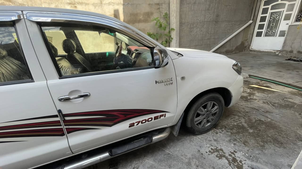 السلام عليكم  بيكم موديل 2010 للبيع رقم اربيل بسمي السياره خير من الله تدفئه تبريد تخم تاير مكان السياره ديالى المقدادية السعر 165 رقم ***********
