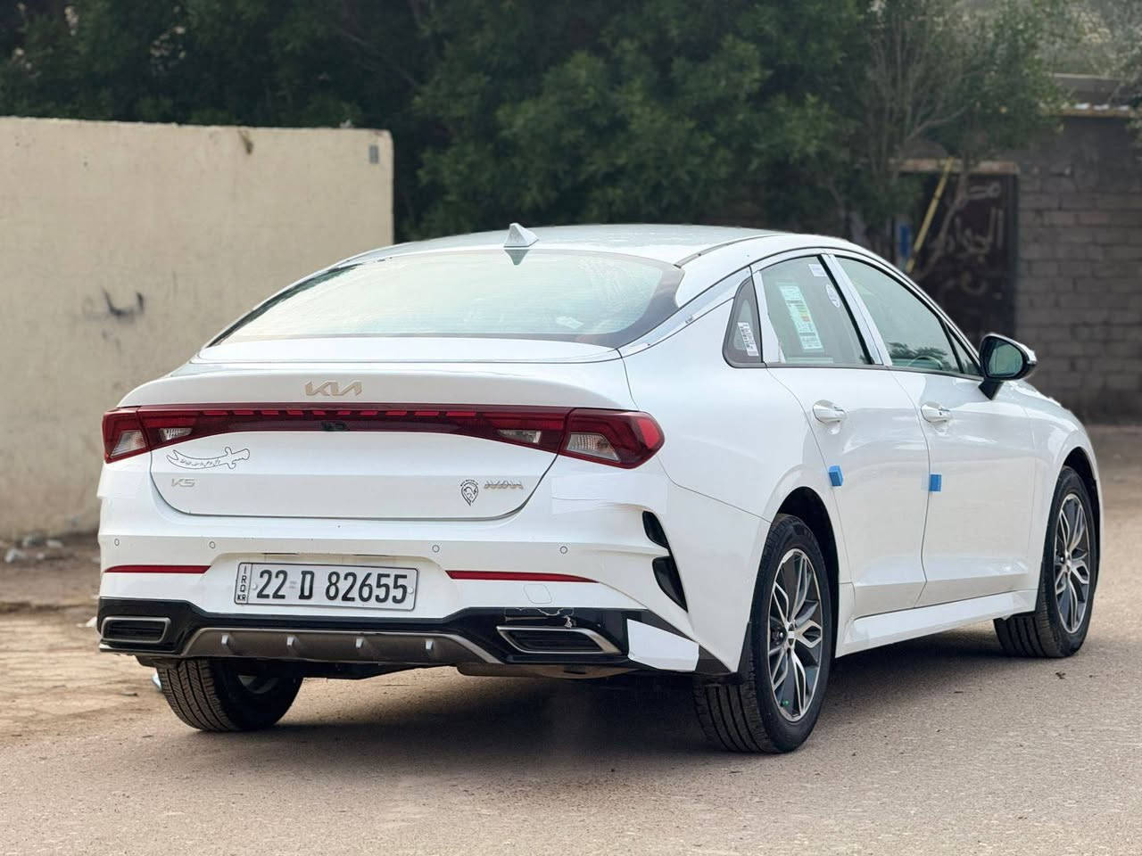 للبيع كي 5 موديل 2023 خليجي كفاله بوضع شركه كفاله عامه سياره حته من زلغ ماشيه 30 الف رقم اربيل دولي تحويل أو وكاله  مواصفات بصمه جلد كشن كهربائي حساس امامي خلفي شاشه كامره تبريد خلفي محرك 2000 دوش لايت لد اشاره بالمرايه مري شفط نظام سبورت كزوزين مكاني ناصريه السياره جديده وجاهزه ستخدام شخصي السعر 205 وبيهة مجال الاستفسار***********
