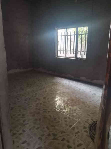 السلام عليكم بيت للبيع مساحة ٢٥٠ متر البيت بعد بي نواقص عكا
ه سقفه مكان النهروان الدوانم حي المصطفى عل مشروع اليم مطعم جواد *********** ***********
