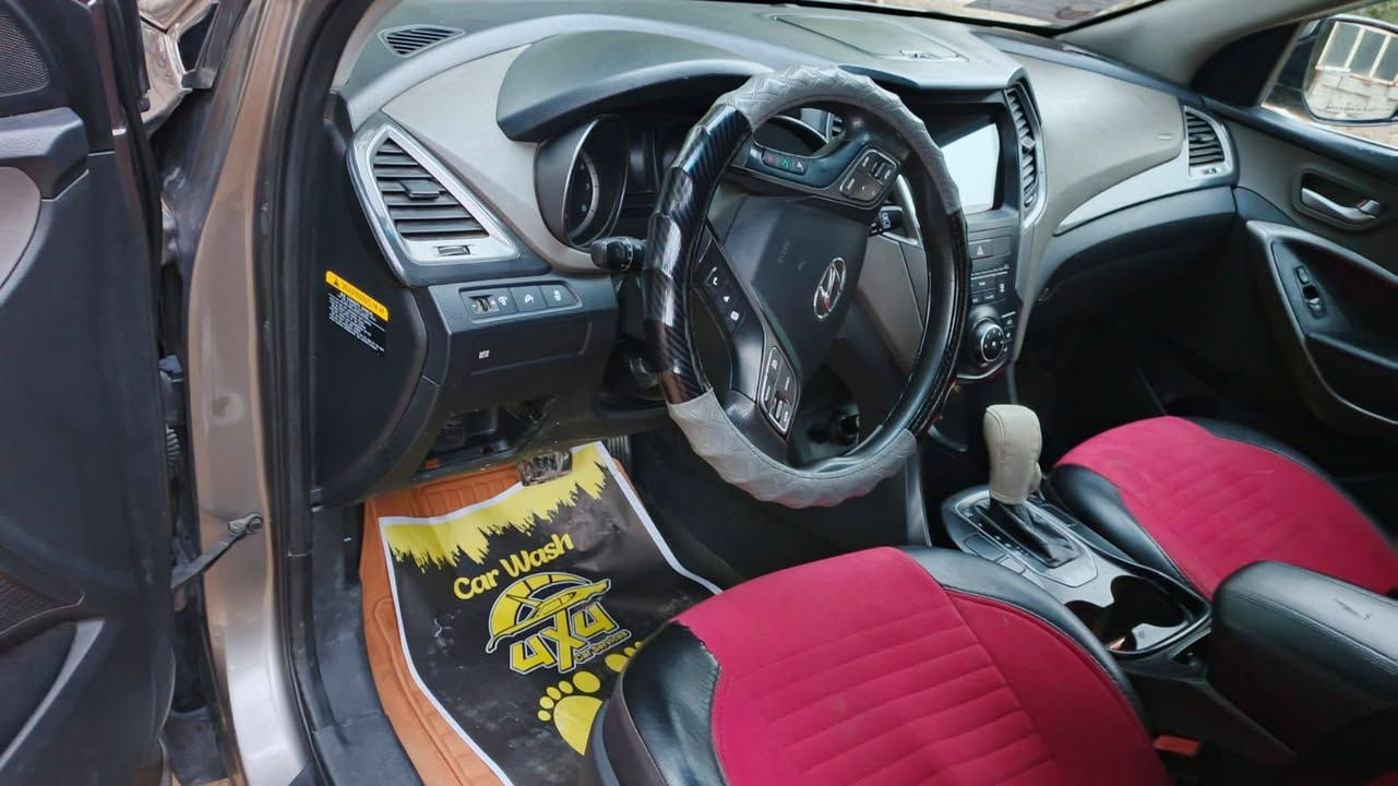 سنتافي موديل2016 محرك 4سلندر 
رقم دولي بغداد بإسمي مداور ثاني يوم ماعليه غرامات مصفرتها حداديتها جديده
سياره مامتعوبه السعر145 مكاني نجف


**إذا كنت صاحب هذا الإعلان وتريد حذفه لأي سبب، رجاءا أرسل رسالة إلى الدعم الفني**