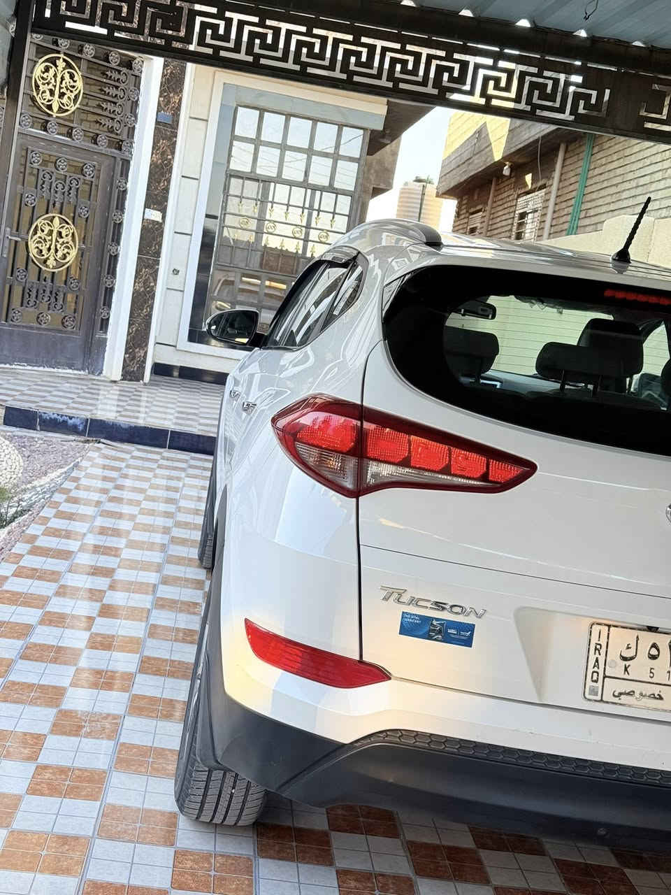 السلام عليكم
توسان 2016 خليجي 
مكفوله كفاله عامه 
رقم بغداد تحويل مباشر 
مكينه 2000 بلاديه مامفتوحه 
ماشيه 145 ألف حقيقي 
سياره جديده محرك كير صدر كله ع وضع الشركه 
السعر 177 بيه مجال بسيط اللاستفسار اتصال ع الرقم *********** 
العنوان الفلوجه
