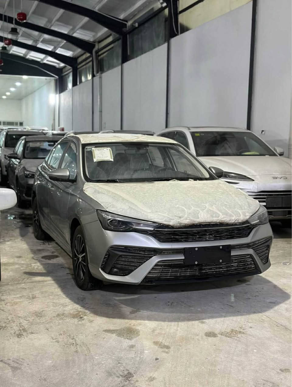 2025سفرکم بەڕەنگی ڕەش و سلڤەر بەردەستە کەمترین سعر سلێمانی ***********
