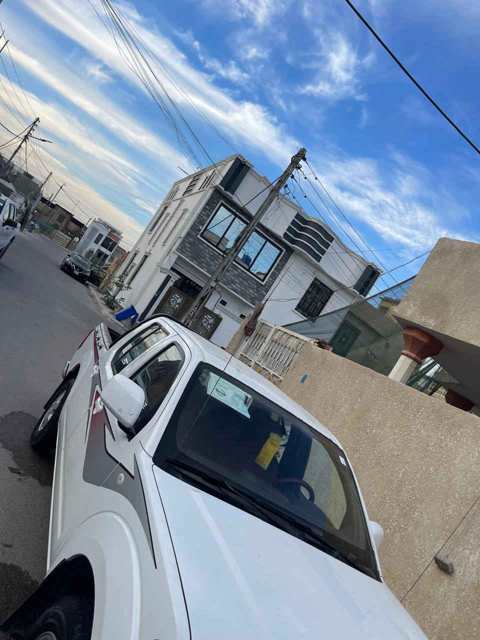 اسلام عليكم نيفاره موديل 14 سياره جديده تخم تاير مكينه  جديده سياره جاهزه من كلشي العنوان بصره رقم الهاتف***********
