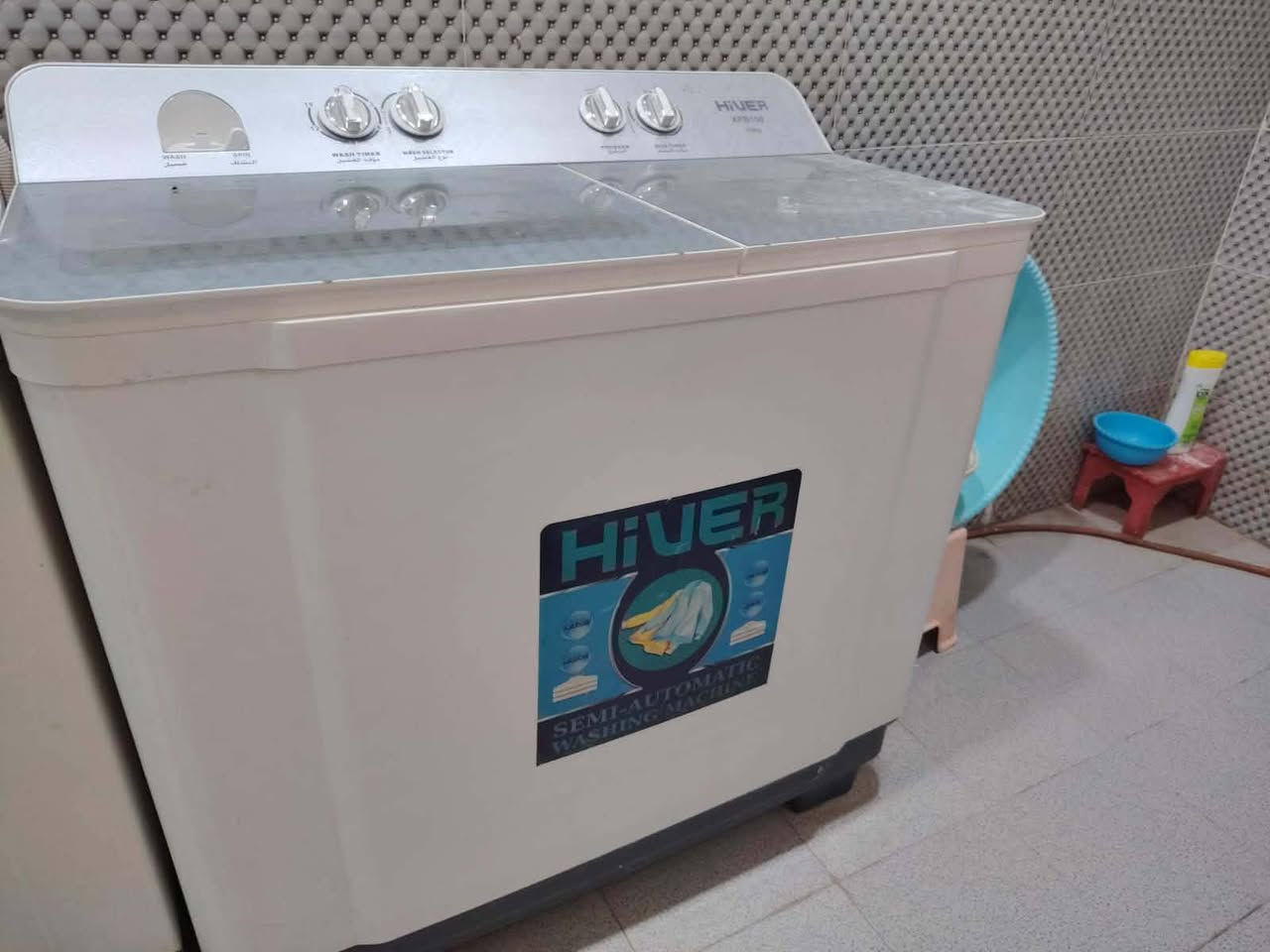 @إشارة غراض جدد بعدهن كلهن النضافه ميه بالميه 
طباخ مصري 325 
غساله 135
ميز طعام 6 كراسي 130 
تخم 10 نفرات 290 
سبلت كنتوري 3 طن كرافت 550
مبرده 85 
العنوان نجف


**إذا كنت صاحب هذا الإعلان وتريد حذفه لأي سبب، رجاءا أرسل رسالة إلى الدعم الفني**