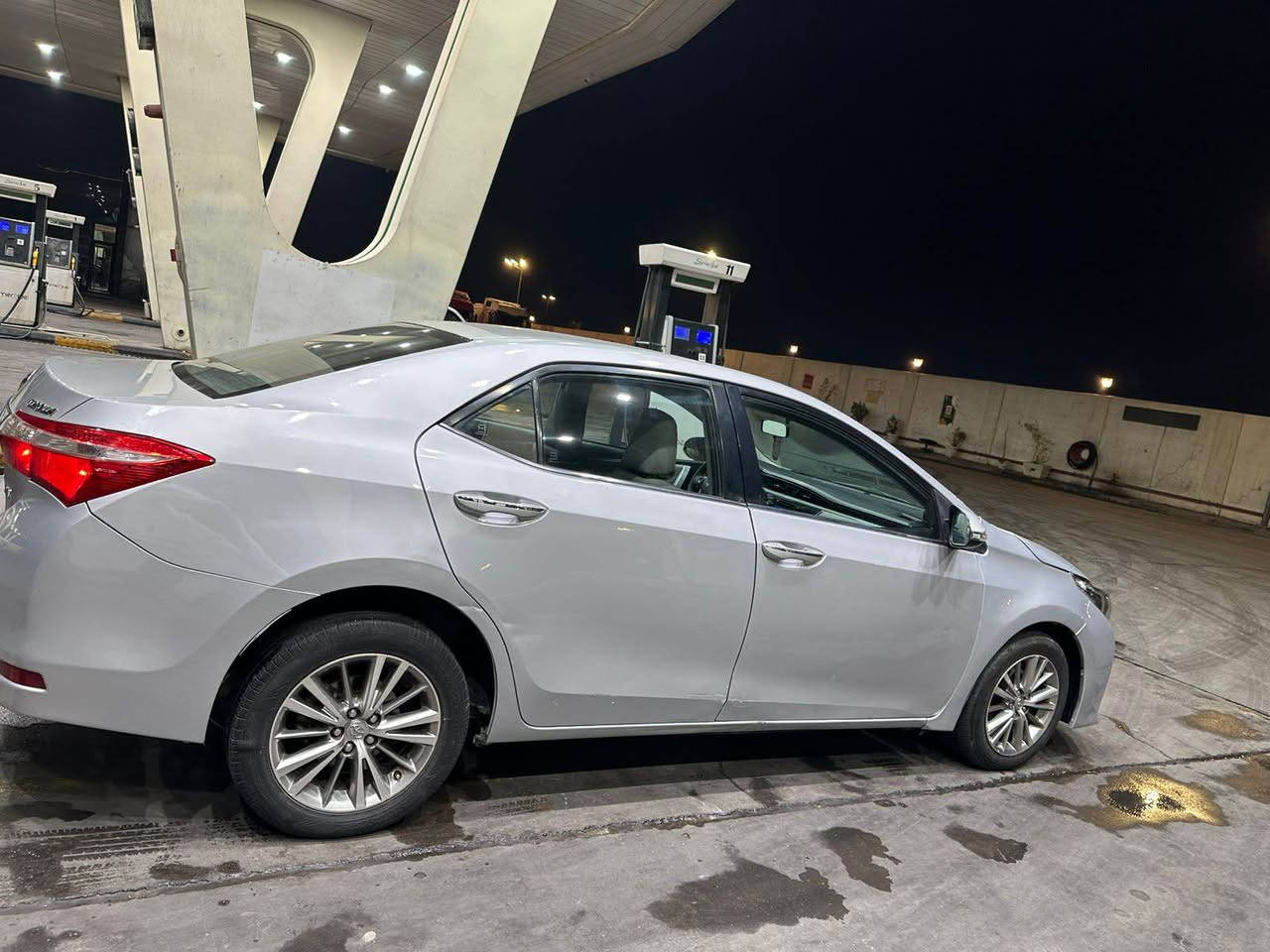 كورلا 2016خليجي
محرك 2000حساسات خلفي 
مري شفط 
بيها 3 قطع صبغ جماليه 
رقم اربيل تحول وكالات  عادي 
السعر125$ بيها مجال 
مكانها بغداد  
*********** بغداد, العراق
