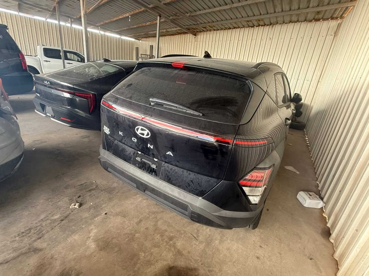 سلام عليكم 
كونا موديل 24 
حادثها كما واضح بالمنشور 
بدون الغد وشاصي وايرباك 
حاليا سياره بالحره 
توصل خلال 5 ايام من التفاق 
سعرها مطروحه 105 قفل 
واصل على كتاب شهداء ب115
بدون تحاسب ضريبي 
ستفسار*********** 
ايضاً يوجود عديد من سيارات داخل كروب واتساب 

https://chat.whatsapp.com/GixH6PjafciIKrzP2u63FA
