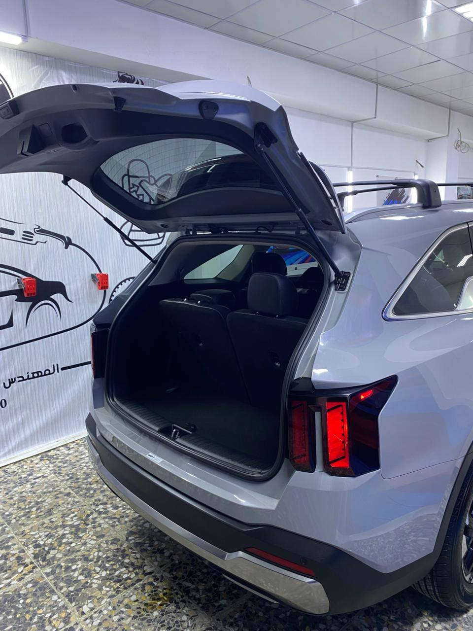 كيا سورينتو موديل 2024 – فئة S
سيارة غرقانة مواصفات، أعلى فئة
ماشية فقط 20 كيلو (زيرو)
استخدام شخصي، بحالة الوكالة
مبدّل سستم كامل شركة
المواصفات:
تشغيل بصمة مع زر ستارت
مقاعد جلد أصلية
سقف بانوراما
ناقل حركة أوتوماتيك
شاشة وسطية كبيرة
تحكم كامل بالمقود
كاميرا خلفية
مثبت سرعة
تكييف قوي
أنوار LED
جنوط أصلية
السيارة نظيفة جداً، ما محتاجة أي صرف، جاهزة للفحص بكل مكان.
الاستفسار 
*********** وتساب
