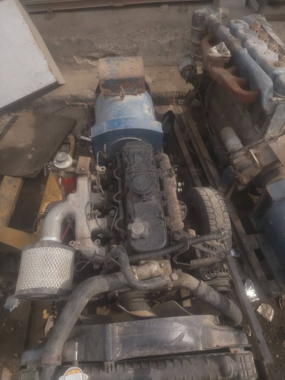 السلام عليكم محرك للبيع كيا سامسونج مولد 20كيفي   سامراء الصناعية القديمة ***********.
