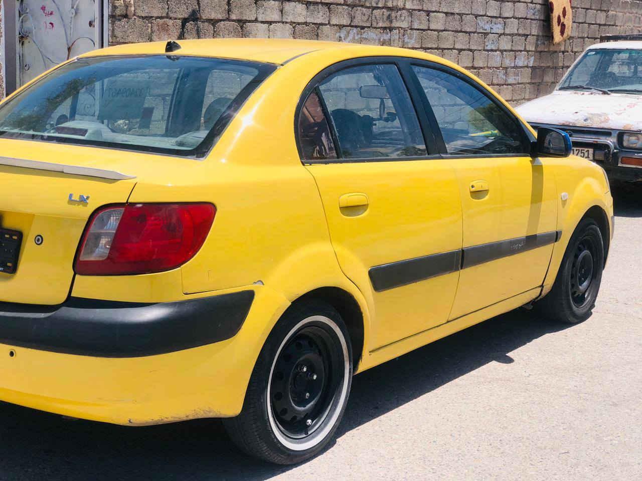 ريو موديل 2006 السعر 70 وبيها مجال توصل عل رقم ***********
