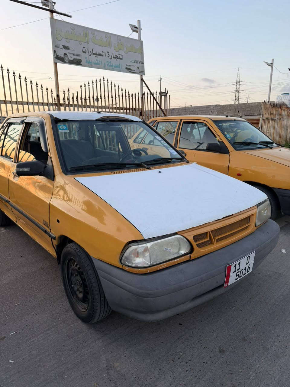 سلام عليكم سايبه 2010 سياره جاهزه كير ومكينه وحدادية رقم بغداد الانكليزي بسمي ب20  وبيها مجال ***********
