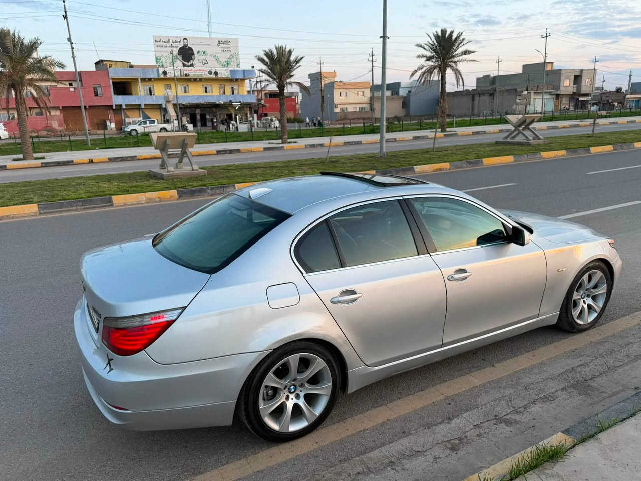 BMW  ميماتي

E -60

موديل 2008

فول مواصفات

نوزيل قصير 

V 6

بصمه

N 52 

كير كوبرا 

ستيرن كهرب اوتو 

جامات اوتو 

لايتات اوتو 

ماسحات اوتو

لايتات ترحيب 

كشنات كهرب + خزن 

كشنات تدفئه 

مسجل دبل سي دي + خزن

صندوق كهرب  

دبل اوفر 

صبغ بيها دوائر الخلفيه فقط 

مكان السياره الموصل 

السعر $125 بي مجال بسيط

رقم الهاتف ***********
