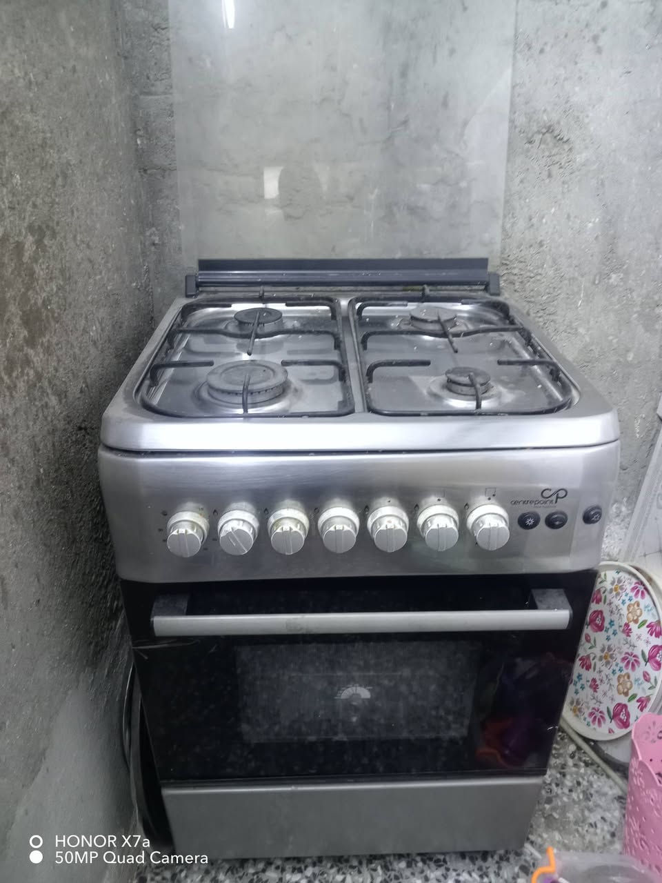 السلام عليكم كاونتر وطباخ للبيع سعر كاونتر 150وطباخ 100 مكاني حي طارق


**إذا كنت صاحب هذا الإعلان وتريد حذفه لأي سبب، رجاءا أرسل رسالة إلى الدعم الفني**