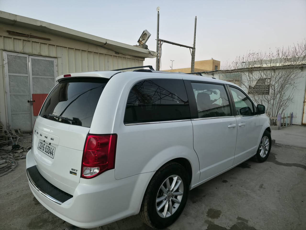 دوج كرفان 2020STX
سياره جاهزه من كل شي
بيبان كهرباء
مثبت سرعه
نظام اقتصاد وقود
هواي بيهه مواصاف
باسمي سنويه لل31
السعر 188 $
وبي مجال قليل
مكاني البصره
***********
