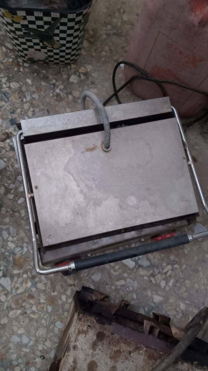 ميوزه عدد خمسه عدة قياسات للبيع
كرل
عجانه 
كاشير مع طابعه برنامج عراق برو 
 كاسبه صاج 
حماية كنتاكي 
حماية ريتو بلانك 
ايضا متوفر سنك
بلانكات ايضا متوفره 
***********
