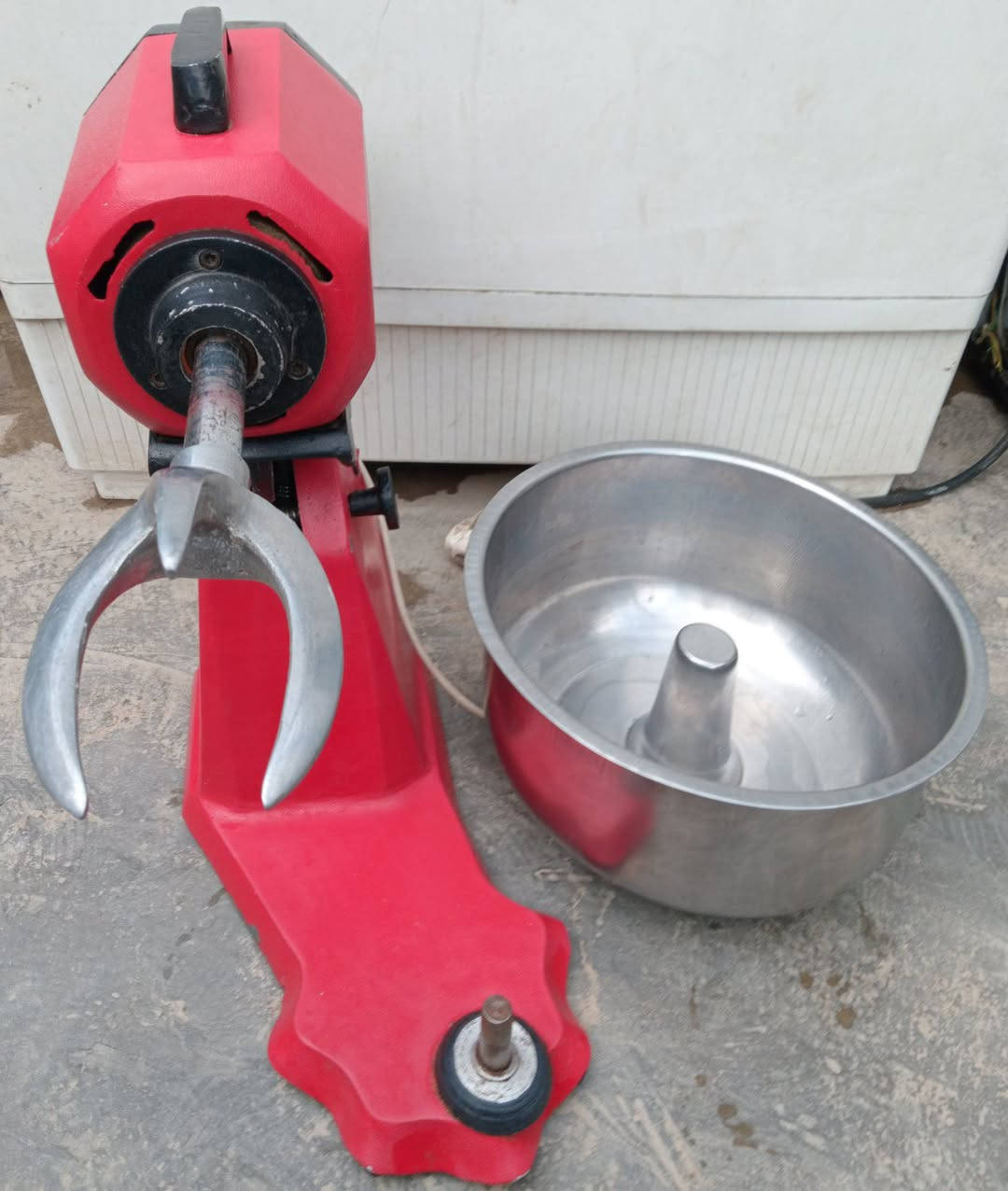 للبيع عجانه 10 كيلو مكاني بغداد جكوك
 قريب على الكاظمية السعر 170

***********
