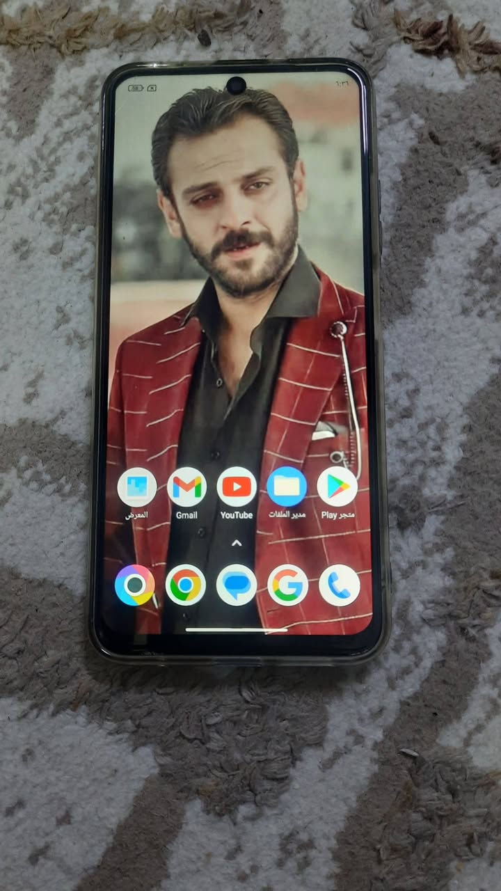 بوكو m 4 برو
الذاكرة 256
الرام 8 
شاشة 90 هرتز 
الجهاز شغال شرط بدون خلل نضافة بل صور موضح السعر 80 شراي راسلني او اتصل ***********
