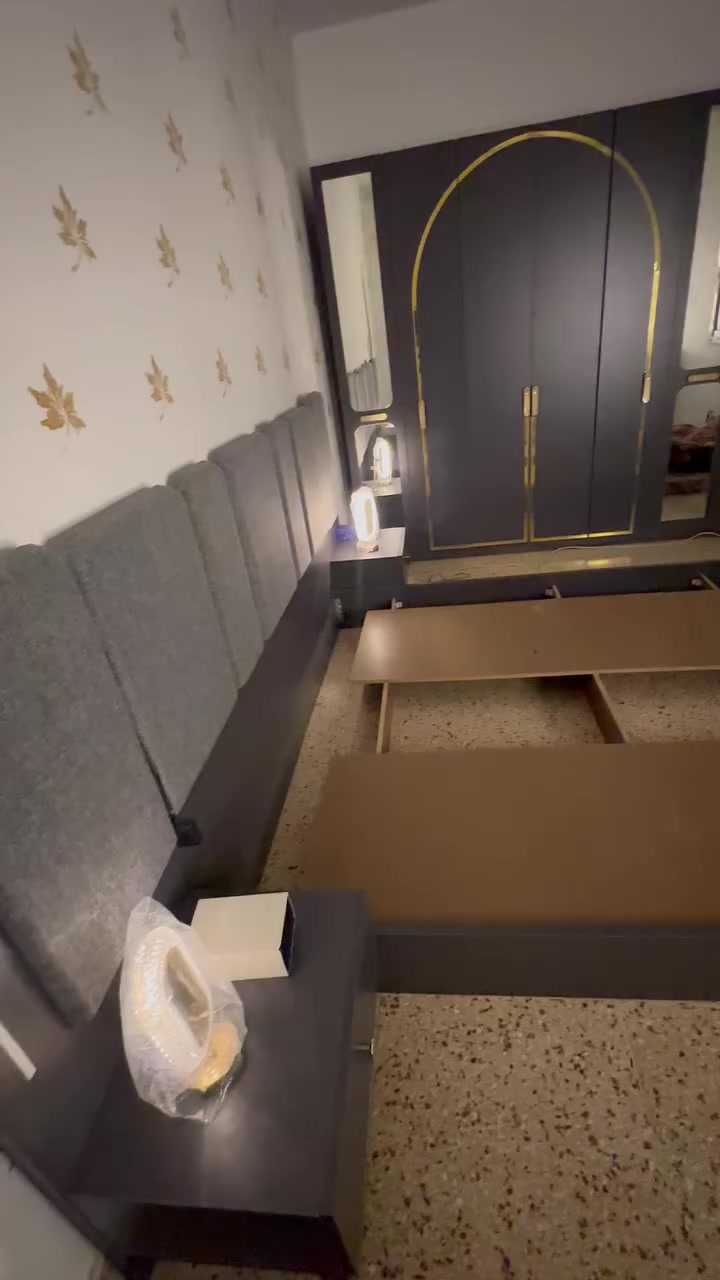 غرفة نوم تركيا للبيع بس مشدووه8قط
ع  100‎%‎ للاستفسار ***********
سبلت طن ونص تدفيه وتبريد مستخدم قليل للبيع
