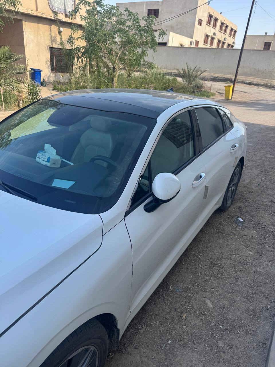 السلام عليكم
سيارة k5 gt line  للبيع فقط 
موديل 23 وارد خليجي رقم اربيل الجديد 
السيارة مكفولة كفاله عامه من كلشي 
السيارة جديدة واحله من الصور 
مواصفاتهة للاخير 
كاميرا خلفية 
سقف بانوراما 
صندوق كهربائي 
كاميرا 360
مستشعر وقوف 
تدفئه وتبريد مقاعد
مثبت سرعه 
التحكم في المنحدرات 
عرض المعلومات على الزجاج الامامي 
المصابيح الاماميه لد 
التشغيل عن بعد 
شاحن لاسلكي 
ومواصفات ماتخلص كلشي تريدة بيهة 
المكان البصرة 
والسعر 204 وبيهة مجال حق الجية 
للاستفسار 
*********** متواجد واتساب
