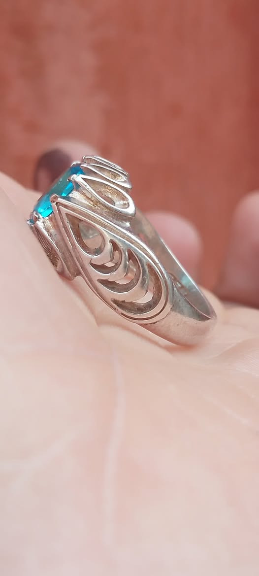 السلام عليــكم
لبيع  اي قطعه سعرها   ( 30 الـف) بدون عمله رجاءً 
قياس ( 19_20 / 23)
محبسيـن  زفيـر افريقيا  + توباز لنـدني قطع جميله 
صياغات ثكيله فضـه 
باقـــي صور لمحابس #بـتعليقات خليتهنّ
بدون إحراج توصيل ماكو  ( بدون حجز رجاء اخوي )
مكاني  بغداد مدينه الصدر


**إذا كنت صاحب هذا الإعلان وتريد حذفه لأي سبب، رجاءا أرسل رسالة إلى الدعم الفني**