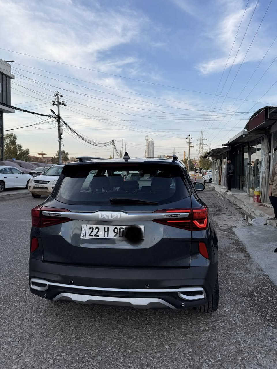 السلام عليكم كيا سلتوز موديل ٢٠٢٢ وارد كندي 4x4حادث شبر بارد بس بلعراق صار بيه صبغ قبق الصندوك الرباك طاك السكان والدشبول وراجع سيتم بشرط الفحص رقم السياره اربيل بسمي 
المواصفات 
1 الى 1 
فتحه 
دادشوب 
كشن جلد حار بارد 
بصمه شغال 
لايت لاد
رادار تحديد مسار 
سماعات بوست 
السياره فور ويل 
السياره مابيه نقص لو الف 
مكان السياره اربيل 
السعر ١٥٠ بيه مجال شويه 
رقم الهاتف *********** ***********
